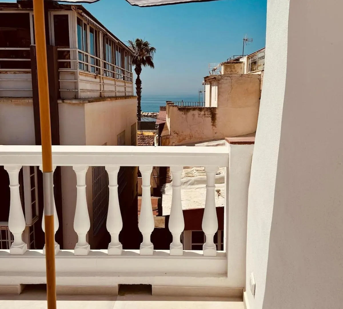 Holiday home Casa El Periquito - Beach House - Ibiza Vibe - Roof Terrace - Sea View Malaga Spain